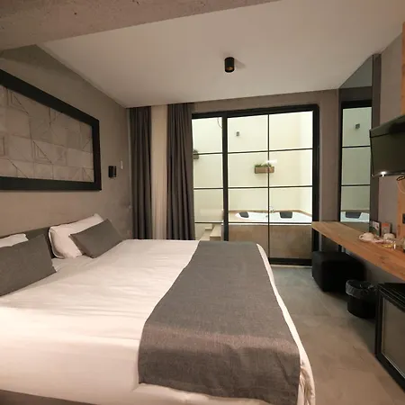 Mielo Lara Hotel 4*